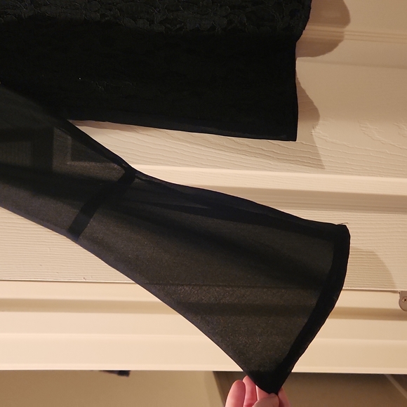 The Leaf Method size small black blouse - Picture 2 of 8